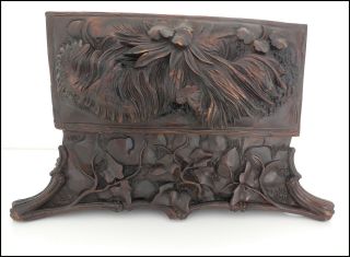 Circa 1860 carved chest,  box,  server of the ancient Black Forest 古いスイスの木の彫刻 10