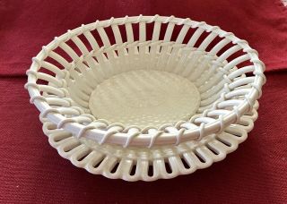 Antique Ivory WEDGWOOD CREAMWARE TWIG FRUIT BASKET BOWL With Plate Stand 3