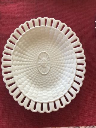 Antique Ivory WEDGWOOD CREAMWARE TWIG FRUIT BASKET BOWL With Plate Stand 7