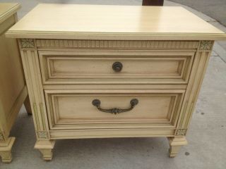 Vintage Pair Distressed Painted Country French Night Stands 3