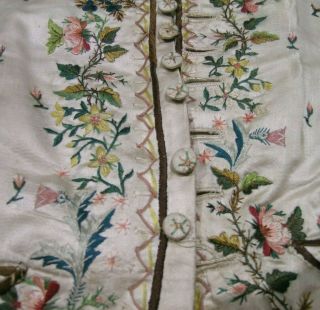 18thc Hand Embroidered Ivory Silk Waistcoat a/f (2) 3