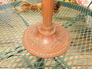 VNTAGE ART NOUVEAU 6 PANEL CARAMEL SWIRL SLAG GLASS 2 BULB LAMP.  20 