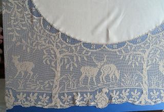 A VINTAGE LINEN TABLECLOTH WITH MARY CARD THE WOODLANDERS CROCHET EDGING 4