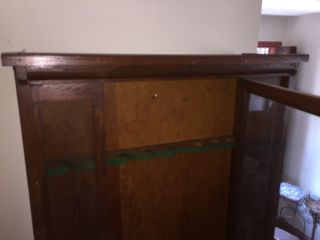 Antique Gun Cabinet,  Oak 1930 ' s with lock Hand Made by Master Carpenter 3