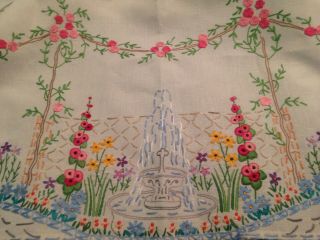 VINTAGE FAIRISTYTCH? HAND EMBROIDERED TABLECLOTH WATER FOUNTAIN FLOWERS 11