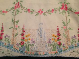 VINTAGE FAIRISTYTCH? HAND EMBROIDERED TABLECLOTH WATER FOUNTAIN FLOWERS 12