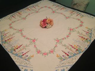 VINTAGE FAIRISTYTCH? HAND EMBROIDERED TABLECLOTH WATER FOUNTAIN FLOWERS 3