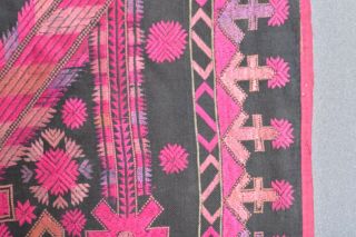 ANTIQUE KOHISTAN KUTCH PHULKARI SILK EMBROIDERY TEXTILE INDIA PAKISTAN SWAT VALL 7