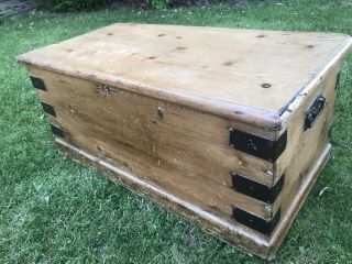 Victorian Pine Bedding Box Wooden Storage Box Chest 3