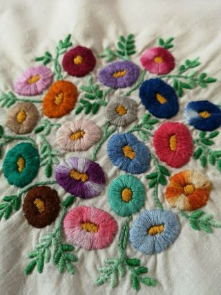 LARGE VINTAGE HAND EMBROIDERED POSIES FLORAL FLOWER TABLECLOTH FOR REPURPOSING 4