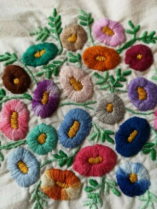 LARGE VINTAGE HAND EMBROIDERED POSIES FLORAL FLOWER TABLECLOTH FOR REPURPOSING 5