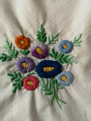 LARGE VINTAGE HAND EMBROIDERED POSIES FLORAL FLOWER TABLECLOTH FOR REPURPOSING 7