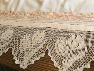 Antique Silk Work Embroidery And Crochet Tablecloth 2