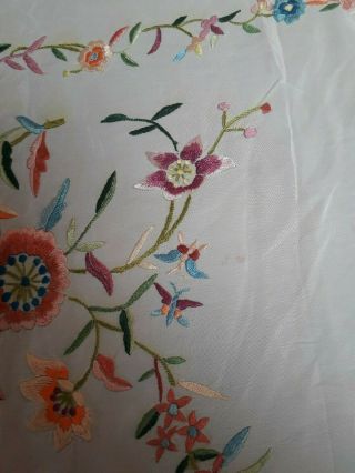 ANTIQUE 1930s VINTAGE SHAWL HAND EMBROIDERED SILK PIANO FRINGE 10