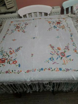 ANTIQUE 1930s VINTAGE SHAWL HAND EMBROIDERED SILK PIANO FRINGE 5