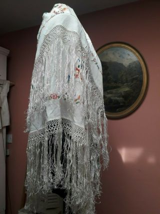 ANTIQUE 1930s VINTAGE SHAWL HAND EMBROIDERED SILK PIANO FRINGE 8