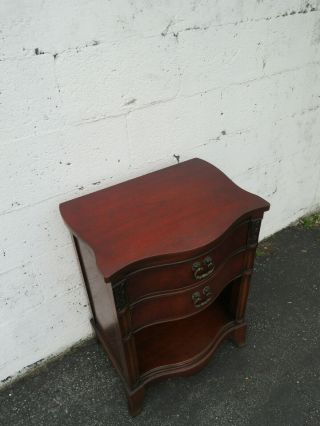 Mahogany Double Serpentine Front Nightstand Side End Table 9661 7