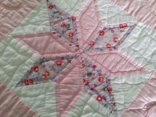Vintage Feedsack Fabric Star Quilt 30s 40s Floral Novelty Pink Accents 70x95 7
