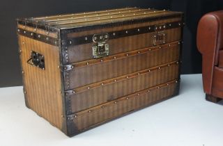 Stunning Louis Vuitton Rayee Striped Canvas Early Steamer Trunk 8