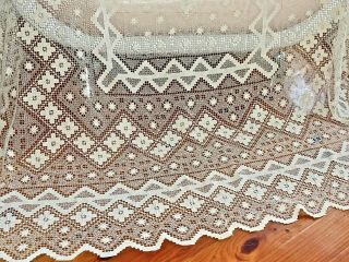 FABULOUS ANTIQUE HAND CRAFTED FILLET LACE LARGE TABLECLOTHS BEDSPREAD C 1930 ' S 4
