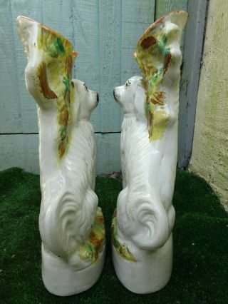PAIR: 19thC STAFFORDSHIRE SPANIEL DOGS WITH LARGE SPILL VASES c1880 6