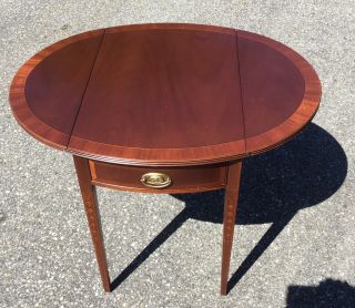 EXQUISITE ETHAN ALLEN SOLID INLAID MAHOGANY 18th C STYLE PEMBROKE TABLE 3