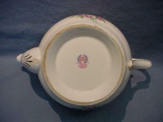 Queen Anne Royal Bridal Gown Teapot - 4 Cup 6