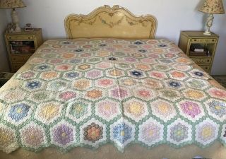 Vintage Grandma’s Flower Garden Twin Quilt Hand Pieced &quilted Feed Sack