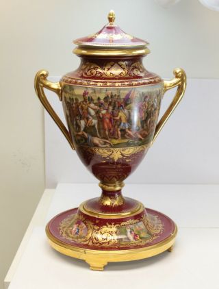 Large Royal Vienna Hand Painted Porcelain Double Handled Footed Urn,  19th C 3