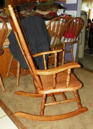 Oak Spindle Rocker / Rocking Chair (R157) 4