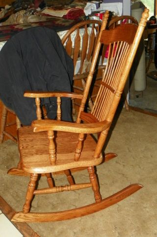 Oak Spindle Rocker / Rocking Chair (R157) 6