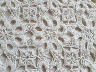 Stunning Intricate Hand Worked White Cotton Crochet Flower Motif Bedcover Large