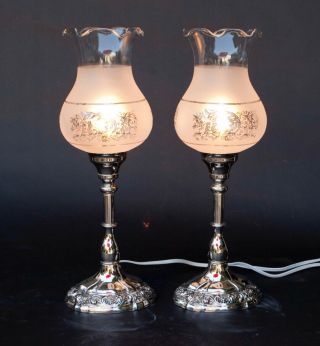 PAIR VINTAGE SILVER PLATE MANTLE LAMPS WITH ETCHED/FROSTED HURRICANE SHADES 2
