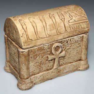 MUSEUM QUALITY ROMAN ERA EGYPTIAN WHITE STONE DECORATED SAFE BOX CIRCA 100 - 400 A 2