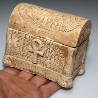 MUSEUM QUALITY ROMAN ERA EGYPTIAN WHITE STONE DECORATED SAFE BOX CIRCA 100 - 400 A 8
