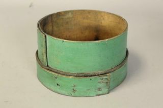 A RARE 19TH C HANCOCK,  MA SHAKER OAK SIEVE WITH GREEN DYED HORSEHAIR 3