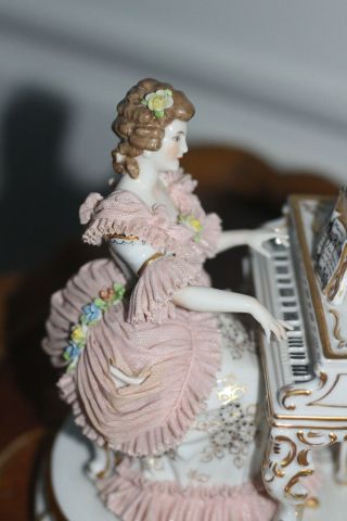 ANTIQUE Dresden Porcelain Figural Grouping 4