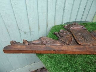 19thC GOTHIC BLACK FOREST WOODEN OAK PEDIMENT WITH SEATED FIGURES c1880s 8