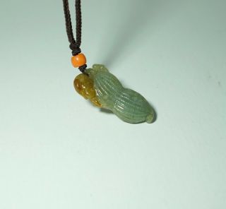 A Carved ' Double - Gourd ' Jadeite Pendant 3