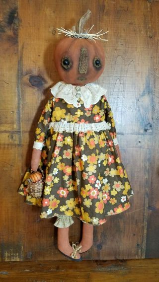 ☆ Primitive Folk Art Halloween Fall OOAK Pumpkin Doll w/Basket Sit or Hang ☆ 10