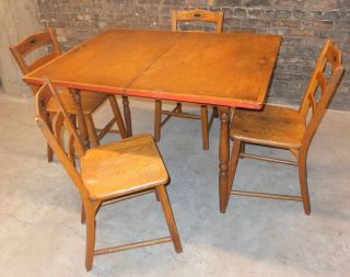Antique Vintage C1930s Wood Pine Kitchen Table & Chairs Game Table Painted Deco