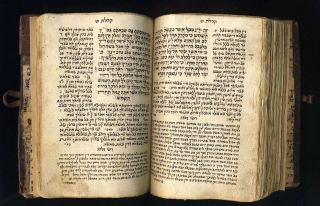 ANTIQUE RARE BIBLE MANUSCRIPT SONG OF SONGS,  RUTH & ECCLESIASTES YEMEN circa 1800 9