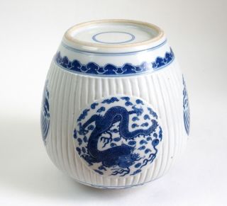 Fine antique Chinese Kangxi blue & white porcelain jar 6