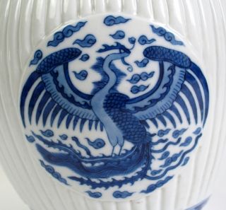 Fine antique Chinese Kangxi blue & white porcelain jar 9