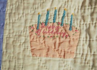 CHEERY Signed Vintage 40 ' s Sampler Friendship Antique Quilt BIRTHDAY CAKE 10