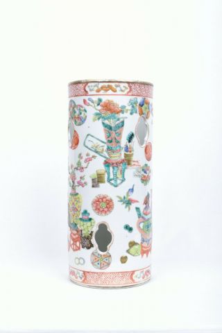 Chinese porcelain hat stand.  Precious objects - Late Qing. 6