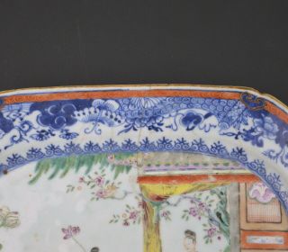 A VERY FINE CHINESE MEAT PLATTER WITH FIGURAL DECORATION 18TH CENTURY AF 5