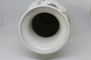 Chinese Porcelain Vase Signed Quality 4