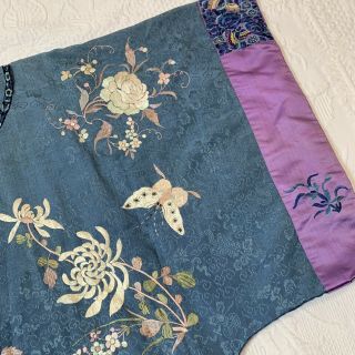 Antique Chinese Silk embroidered Surcoat Kimono Jacket Robe Moth Flowers Motif 2