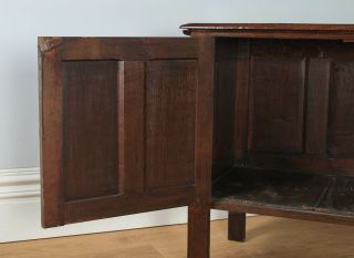 Antique English 18th Century Oak Coffer Chest Cupboard Trunk Box (Circa 1750) 8
